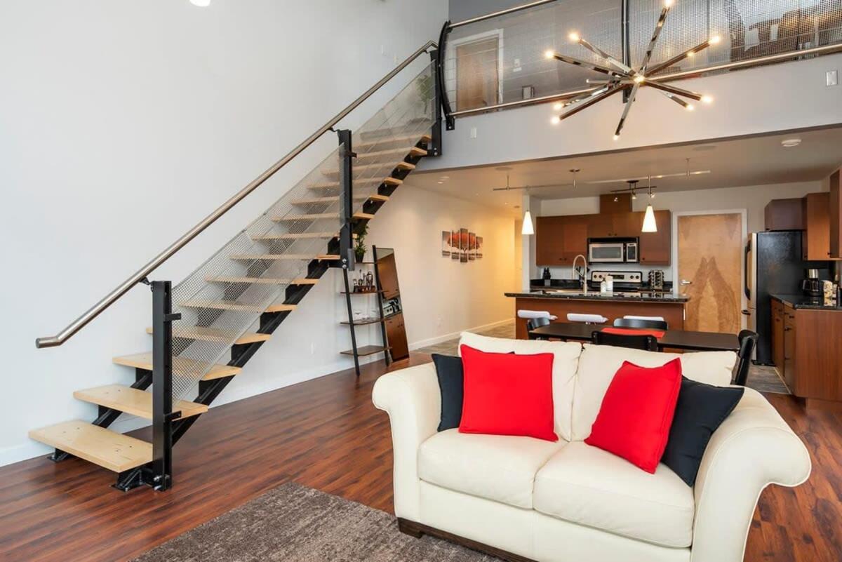 Nn - The Flame - Downtown 1-Bed 2-Bath Villa ไวท์ฮอร์ส ภายนอก รูปภาพ